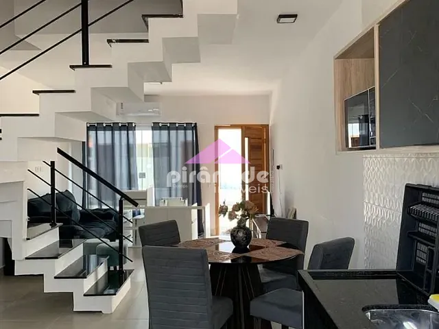 Casa com 72m² 2 quartos e 2 banheiros, à venda, no bairro Massaguaçu em Caraguatatuba