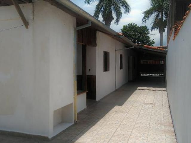 Casa com 300m² 3 quartos e 1 banheiro, à venda, no bairro Cidade Nova em Pindamonhangaba