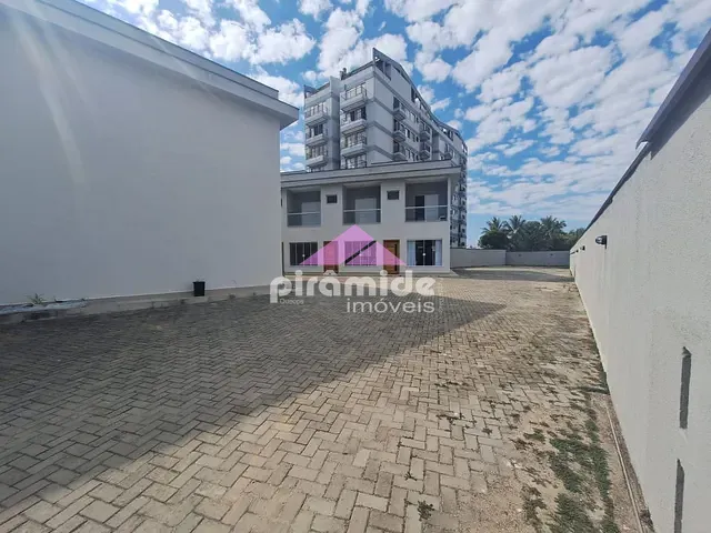 Casa com 72m² 2 quartos e 1 banheiro, à venda, no bairro Massaguaçu em Caraguatatuba