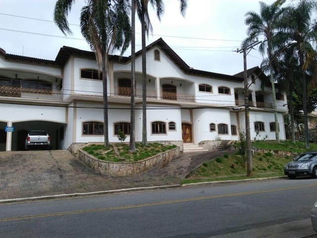 Casa com 2440m² 11 quartos e 17 banheiros, à venda, no bairro Alphaville Residencial Um em Barueri