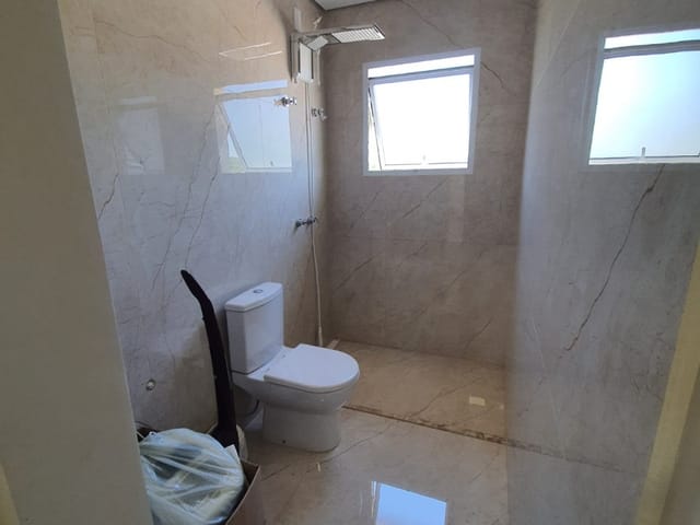 Casa com 420m², à venda, no bairro Colinas da Anhanguera em Santana de Parnaíba