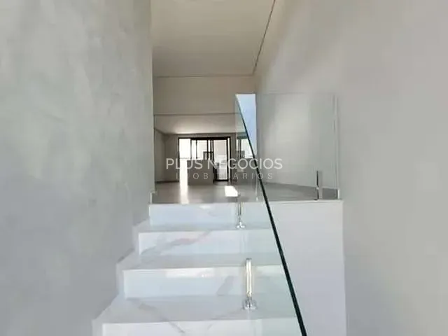Casa com 250m² 3 quartos e 5 banheiros, à venda, no bairro Morros em Sorocaba