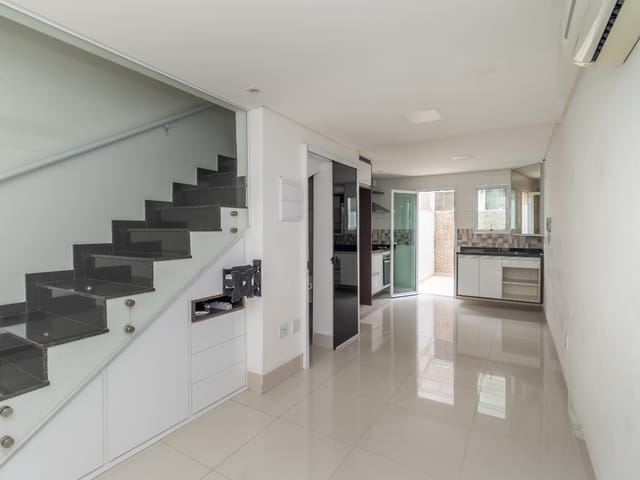 Casa com 80m² 2 quartos e 2 banheiros, à venda, no bairro Vila Mangalot em São Paulo