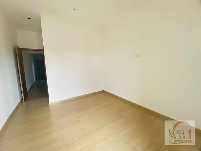 Casa com 247m² 3 quartos e 2 banheiros, à venda, no bairro Jardim Brogotá em Atibaia