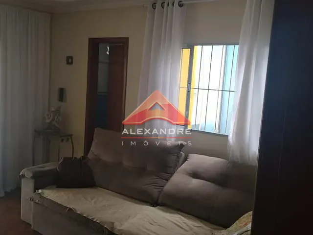 Casa com 150m² 3 quartos e 5 banheiros, à venda, no bairro Eugênio de Melo em São José dos Campos
