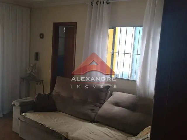 Casa com 150m² 3 quartos e 5 banheiros, à venda, no bairro Eugênio de Melo em São José dos Campos