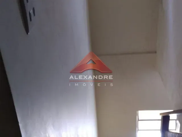 Casa com 150m² 3 quartos e 5 banheiros, à venda, no bairro Eugênio de Melo em São José dos Campos