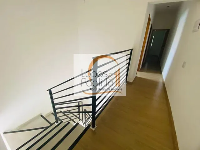 Casa com 248m² 3 quartos e 2 banheiros, à venda, no bairro Jardim Brogotá em Atibaia