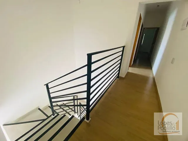 Casa com 248m² 3 quartos e 2 banheiros, à venda, no bairro Jardim Brogotá em Atibaia
