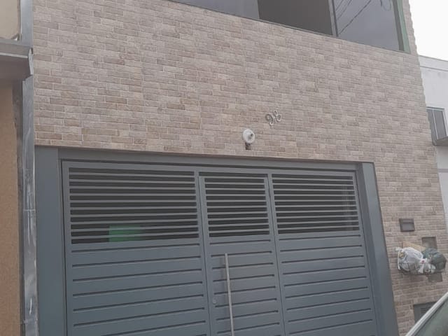 Casa com 144m² 5 quartos e 2 banheiros, à venda, no bairro Laerte Assunção em Pindamonhangaba