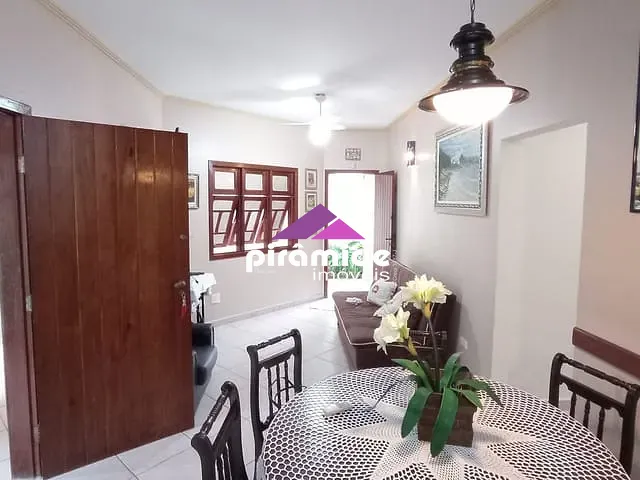 Casa com 250m² 4 quartos e 3 banheiros, à venda, no bairro Martin de Sá em Caraguatatuba