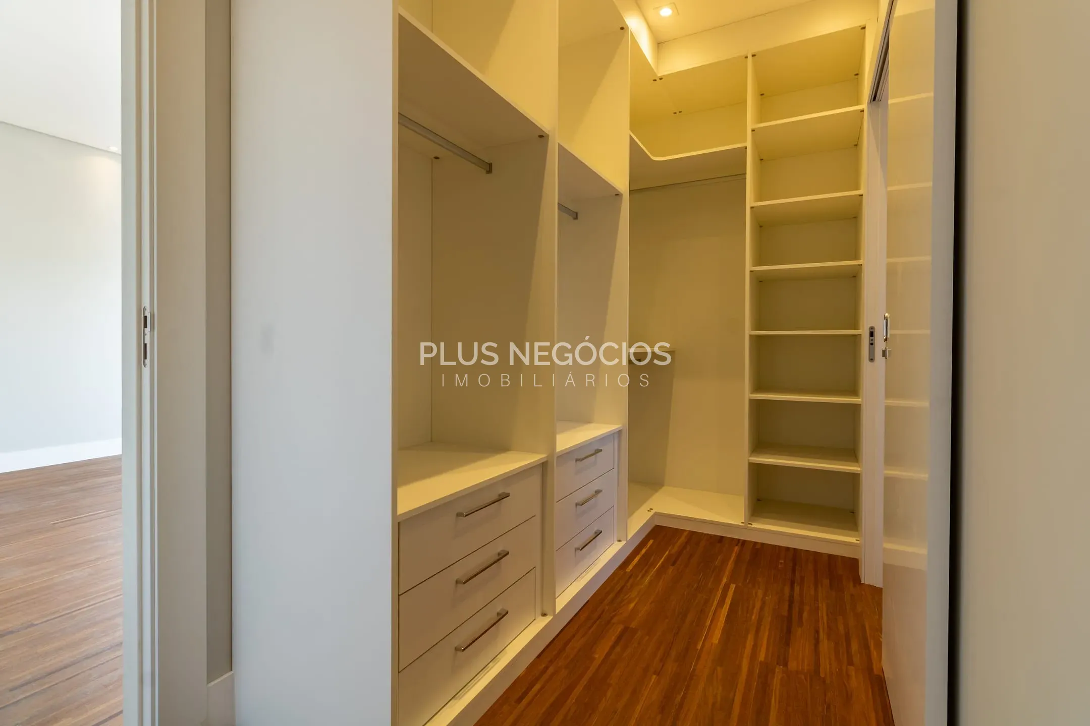 Casa, 3 quartos, 281 m² - Foto 17