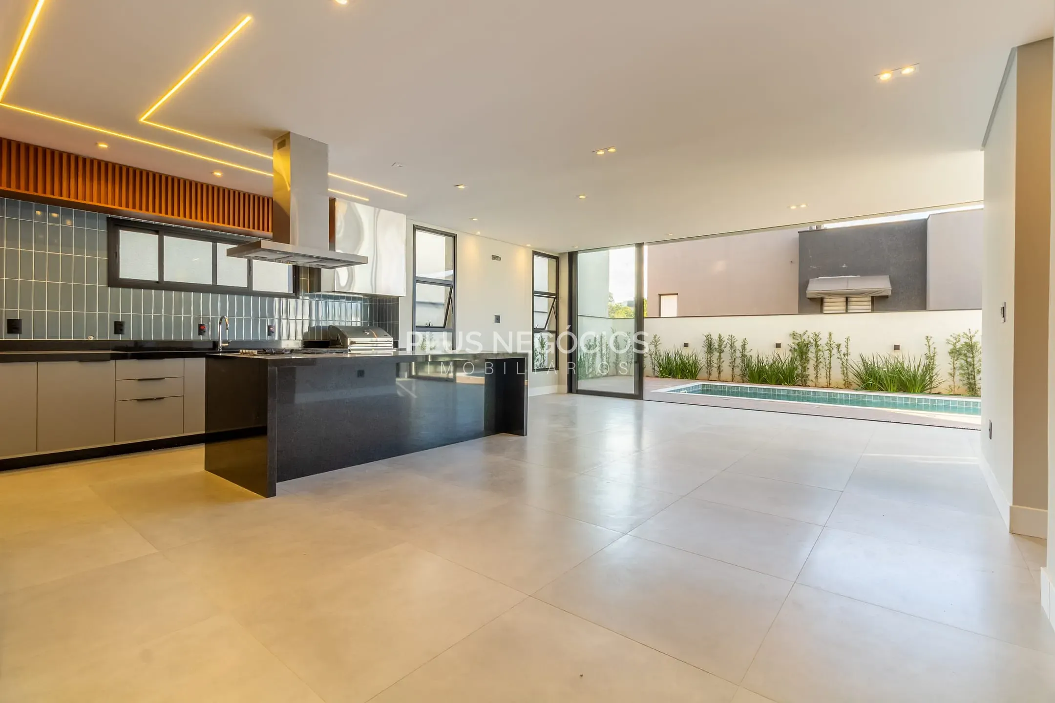 Casa, 3 quartos, 281 m² - Foto 29