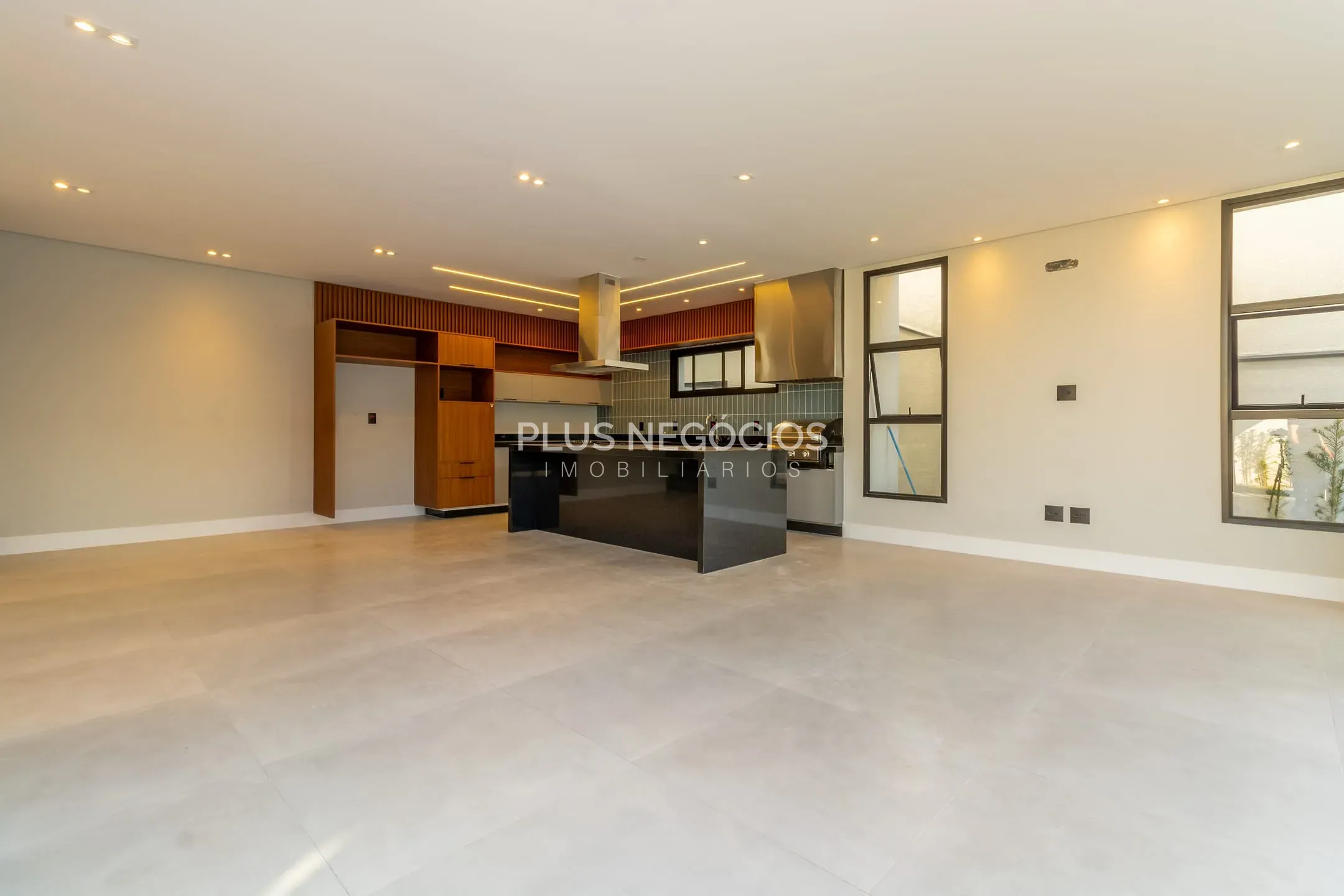 Casa, 3 quartos, 281 m² - Foto 30