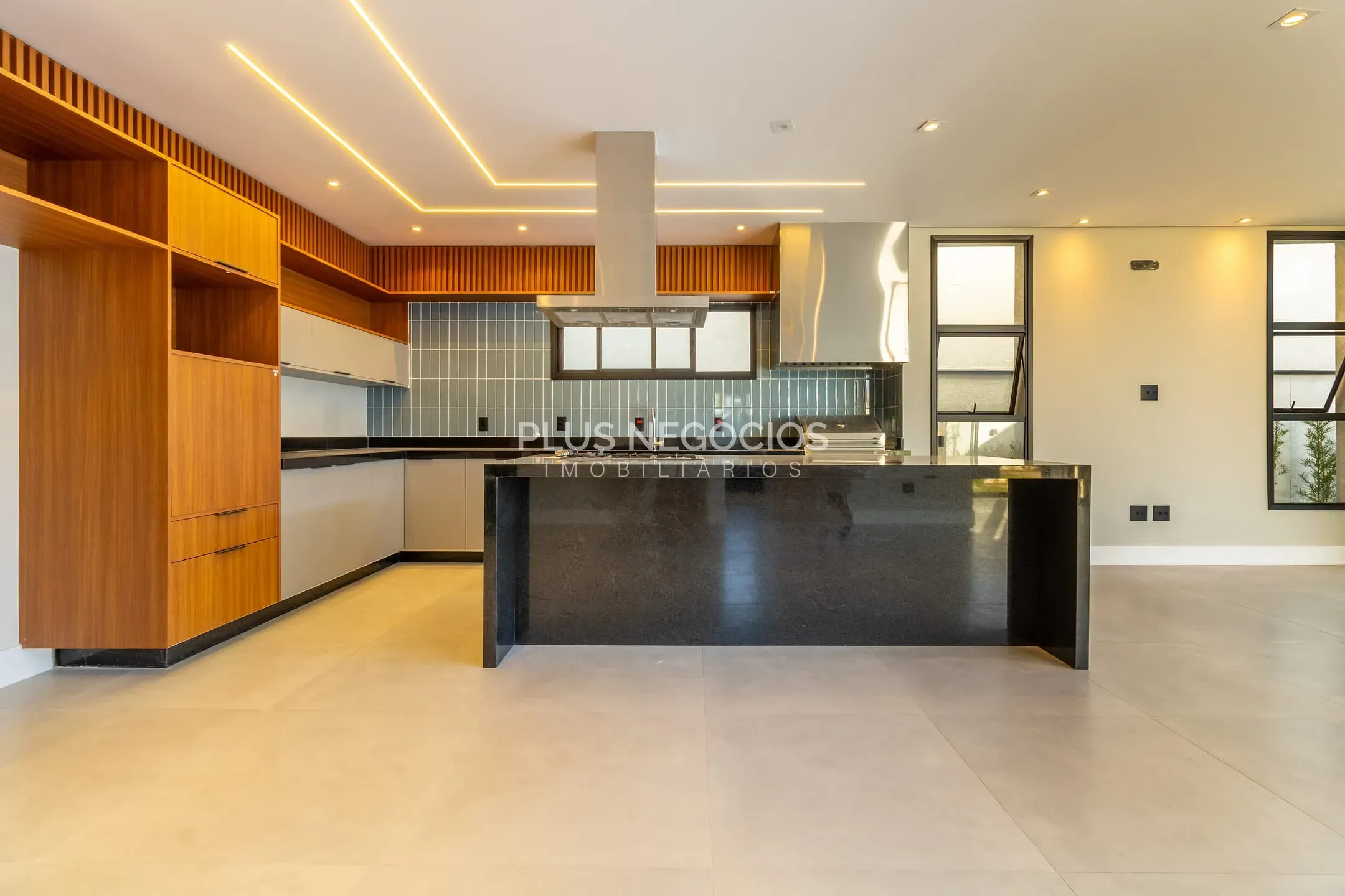 Casa, 3 quartos, 281 m² - Foto 34