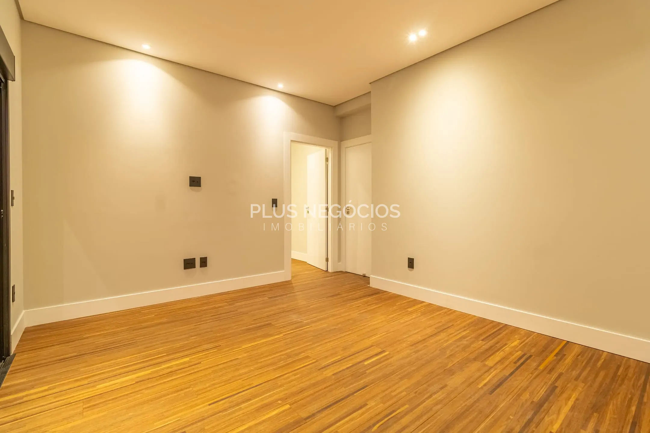 Casa, 3 quartos, 281 m² - Foto 47