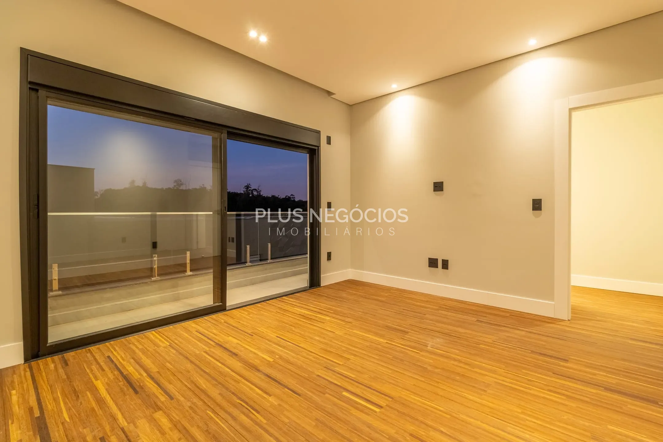 Casa, 3 quartos, 281 m² - Foto 48