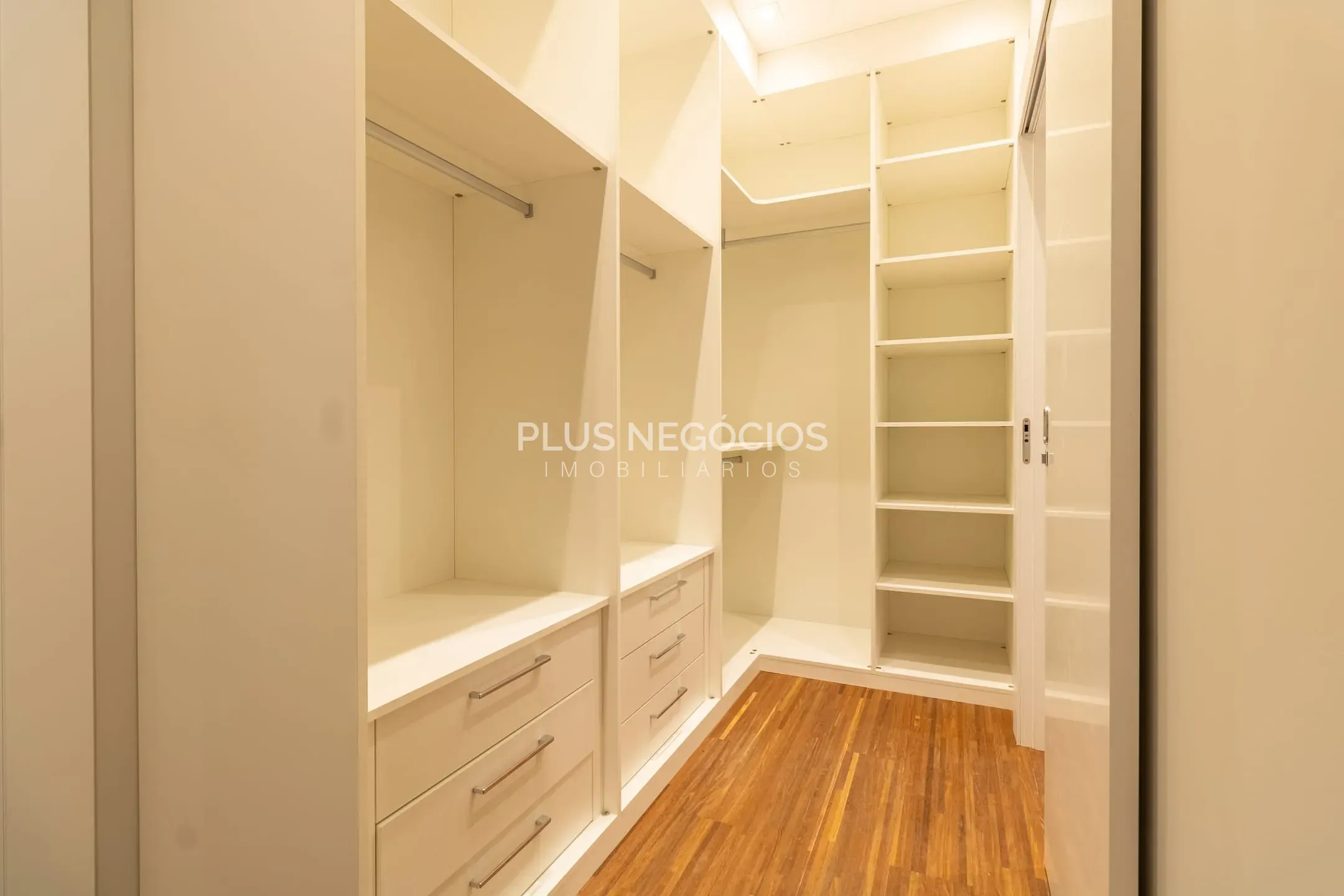 Casa, 3 quartos, 281 m² - Foto 49