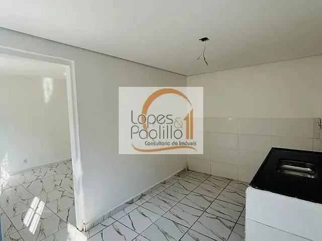 Casa com 150m² 1 quarto e 1 banheiro, para alugar, no bairro Jardim Alvinópolis em Atibaia