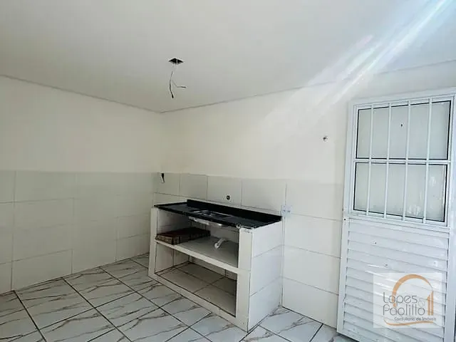 Casa com 150m² 1 quarto e 1 banheiro, para alugar, no bairro Jardim Alvinópolis em Atibaia