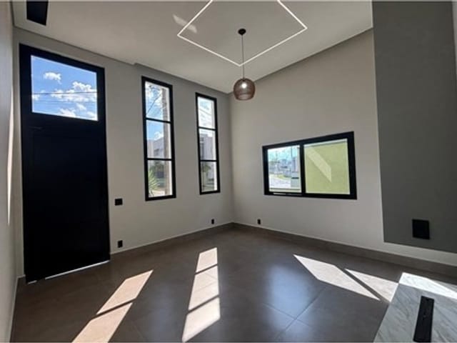 Foto do Casa - Casa no condomínio Villa Real para venda com 4 quartos, sendo 3 suítes, 282m² | Lares e Andares Imóveis