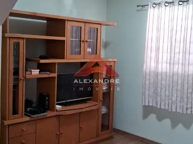 Casa com 100m² 3 quartos e 1 banheiro, à venda, no bairro Parque dos Ipês em São José dos Campos