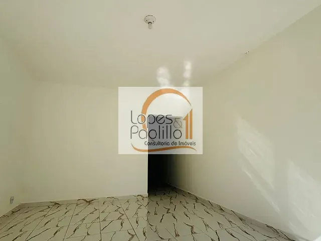 Casa com 150m² 2 quartos e 1 banheiro, para alugar, no bairro Jardim Alvinópolis em Atibaia