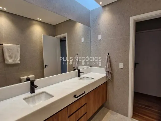 Casa com 536m² 4 quartos e 6 banheiros, à venda, no bairro Jardim Residencial Tivoli Park em Sorocaba