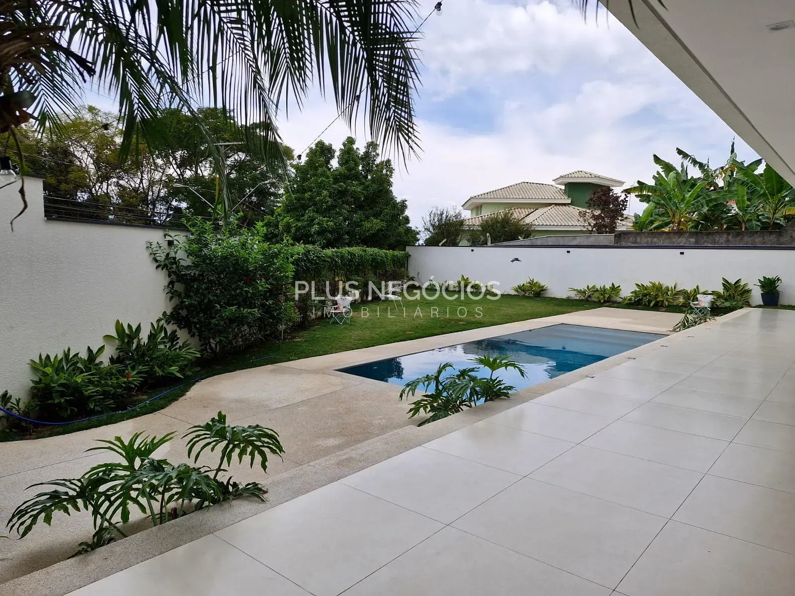 Casa, 4 quartos, 429 m² - Foto 1