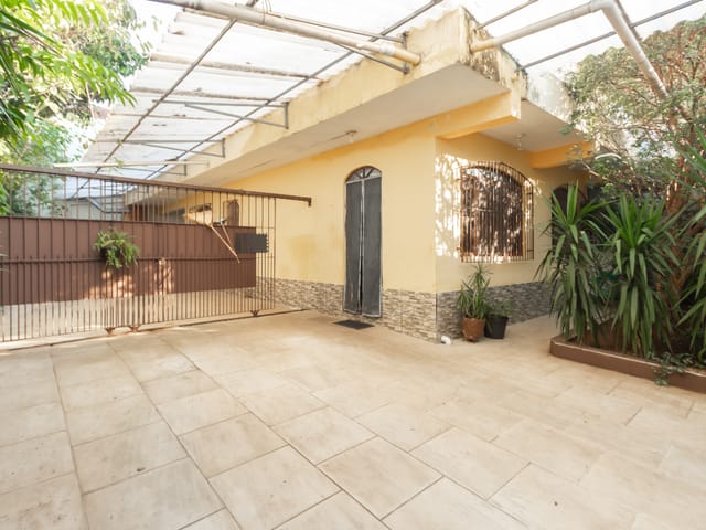 Foto do Casa - Casa tipo para venda em km 18 com 5 quartos, sendo 1 suíte, 234m² | Lares e Andares Imóveis