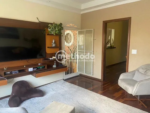 Casa com 279m² 3 quartos e 4 banheiros, à venda, no bairro Parque da Figueira em Campinas