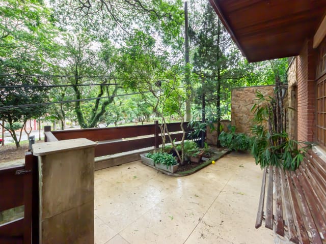 Casa com 254m² 4 quartos e 5 banheiros, à venda, no bairro Vila Madalena em São Paulo
