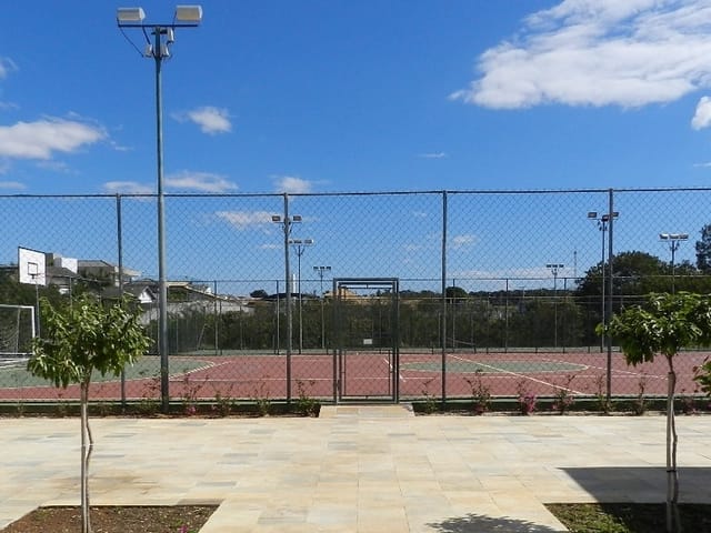 Casa com 440m² 3 quartos e 3 banheiros, à venda, no bairro Parque das Nações em Pindamonhangaba