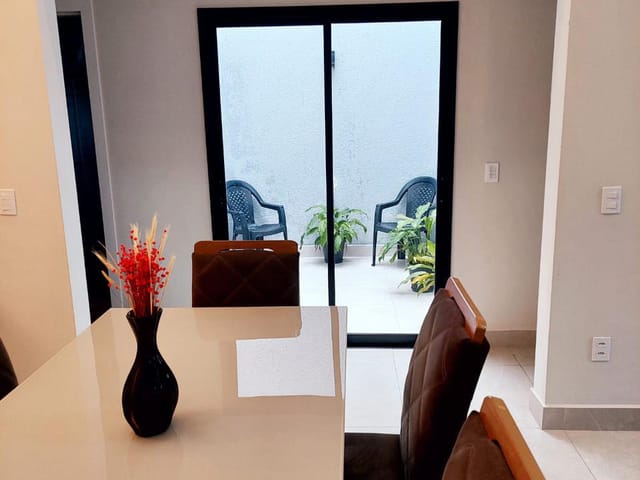 Foto do Casa - Casa à Venda no Horto Villagio com 3 Quartos, Suíte, Área Gourmet, Esquadrias de Alumínio e Garagem para 2 Carros | Plus Negócios Imobiliários