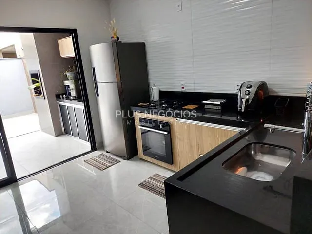 Casa com 105m² 3 quartos e 2 banheiros, à venda, no bairro Horto Florestal em Sorocaba