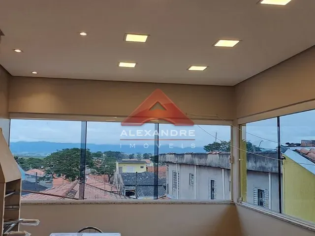 Casa com 125m² 3 quartos e 1 banheiro, à venda, no bairro Jardim Itapoã em São José dos Campos
