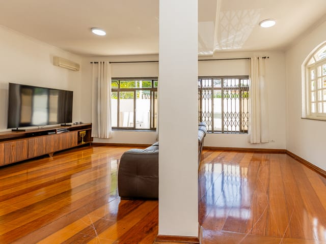 Casa com 380m² 4 quartos e 7 banheiros, à venda, no bairro Jardim Santo Amaro em São Paulo