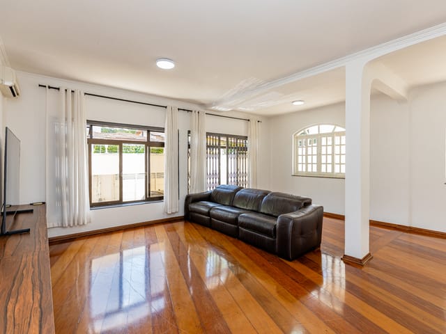 Casa com 380m² 4 quartos e 7 banheiros, à venda, no bairro Jardim Santo Amaro em São Paulo