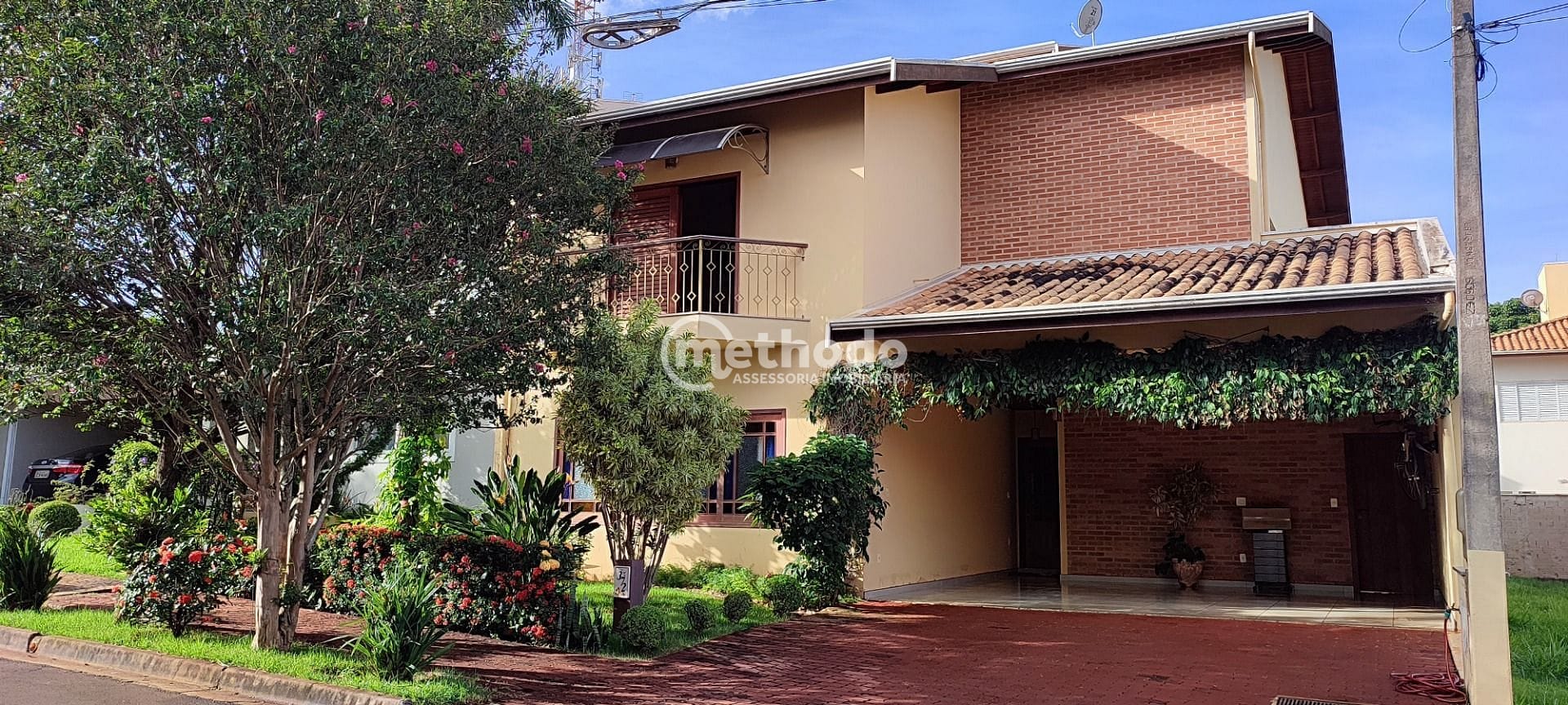 Casa, 6 quartos, 326 m² - Foto 1