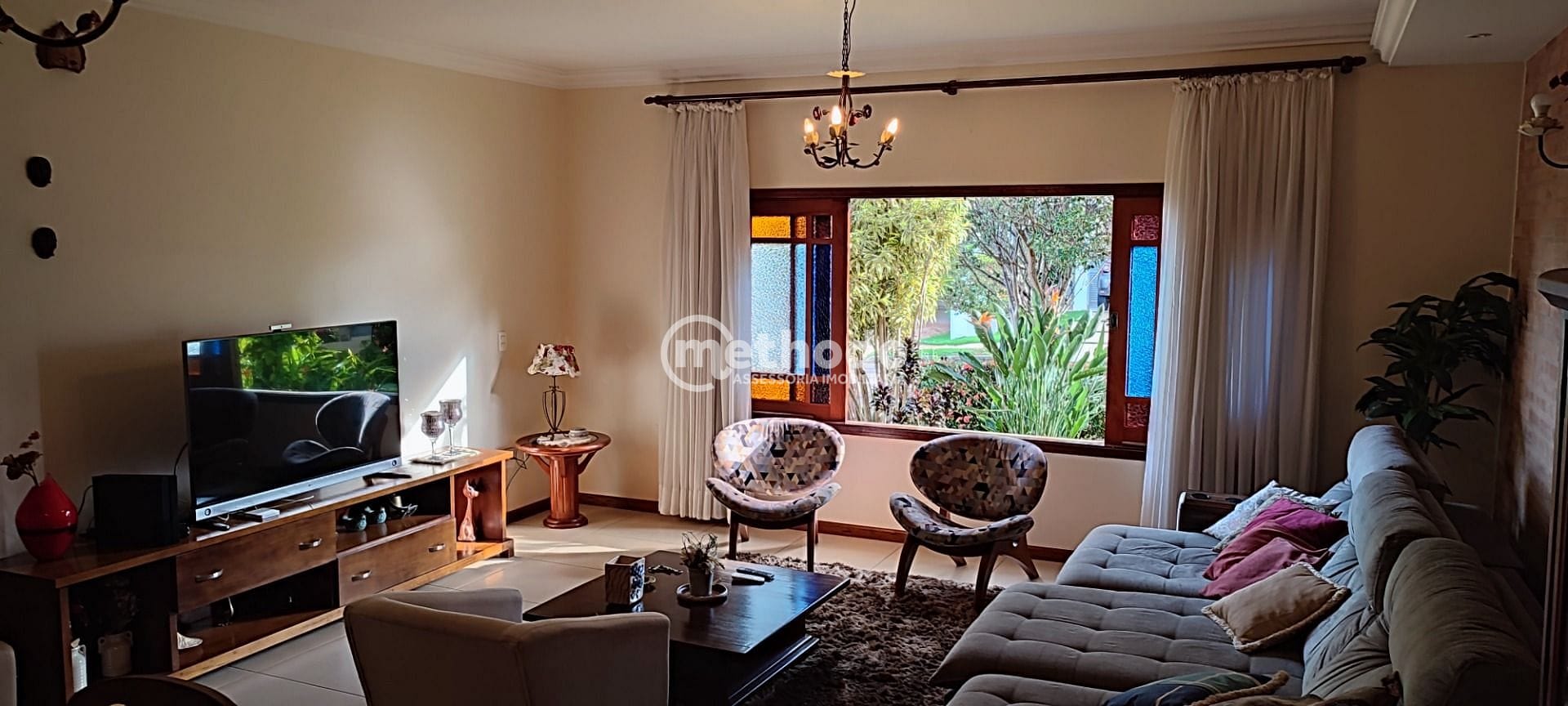 Casa, 6 quartos, 326 m² - Foto 2