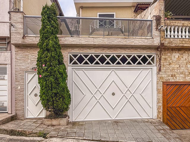 Casa com 174m² 3 quartos e 4 banheiros, à venda, no bairro Vila Paiva em São Paulo