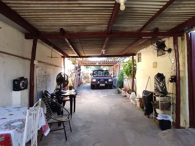 Casa com 500m² 3 quartos e 1 banheiro, à venda, no bairro Monte Castelo em Campo Grande