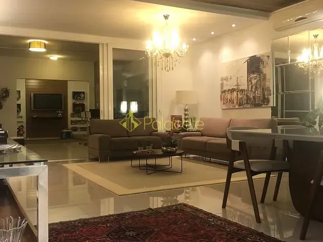 Casa com 418m² 4 quartos e 5 banheiros, à venda, no bairro Taubaté Village em Taubaté