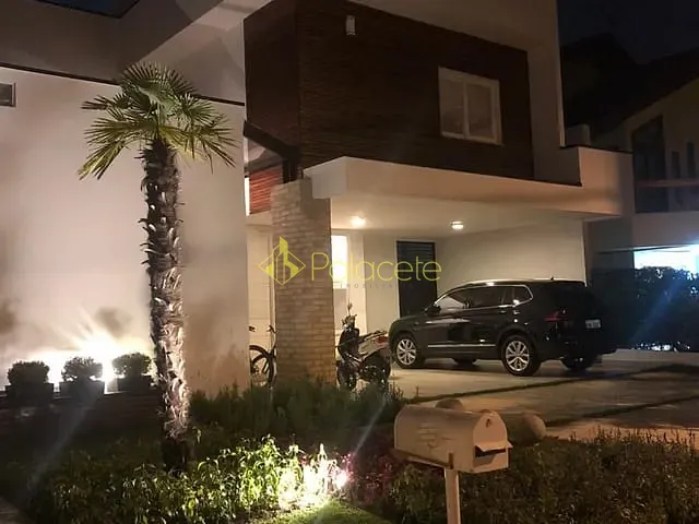 Casa com 418m² 4 quartos e 5 banheiros, à venda, no bairro Taubaté Village em Taubaté