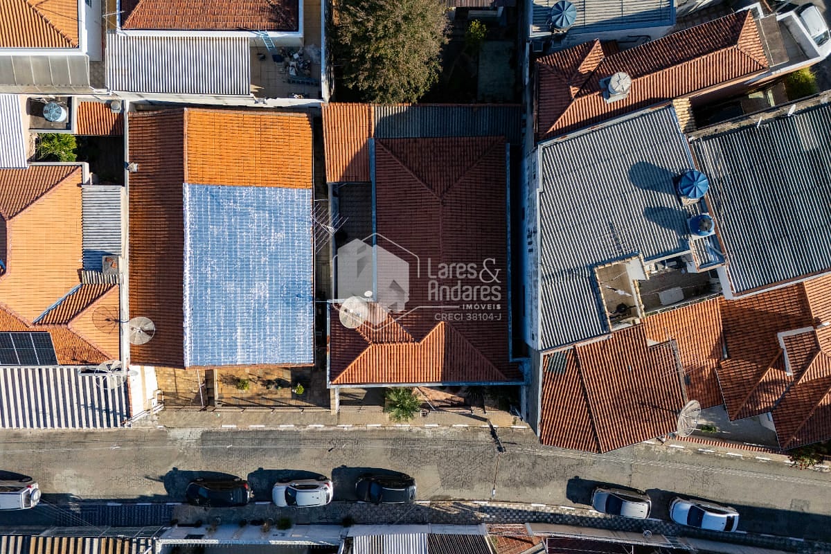 Casa à venda com 3 quartos, 181m² - Foto 8