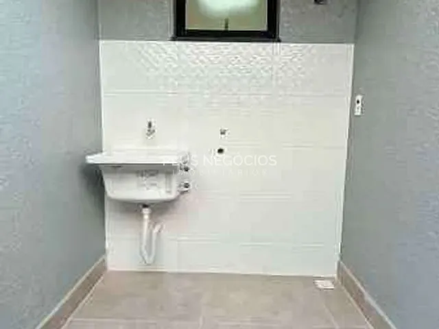 Casa com 200m² 3 quartos e 2 banheiros, à venda, no bairro Jardim Novo Horizonte em Sorocaba