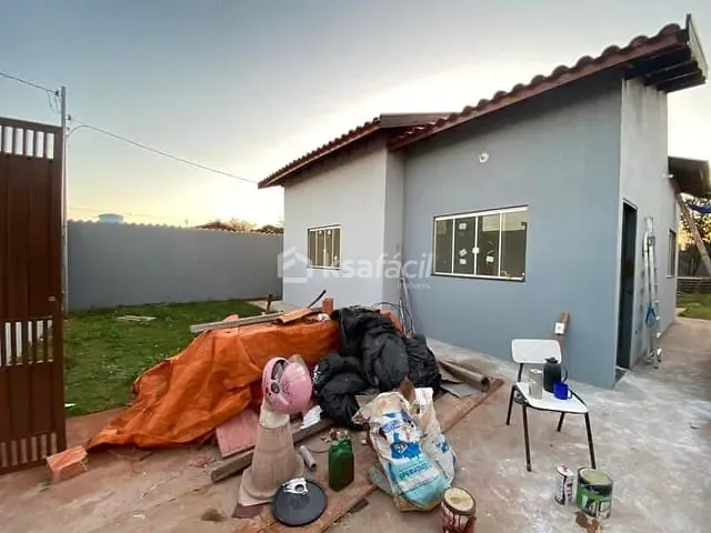 Casa com 360m² 3 quartos e 2 banheiros, à venda, no bairro Vila Santa Luzia em Campo Grande