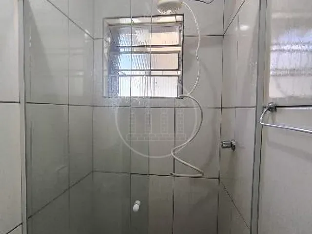 Casa com 250m² 1 quarto e 1 banheiro, para alugar, no bairro Jardim Angelina em São Paulo