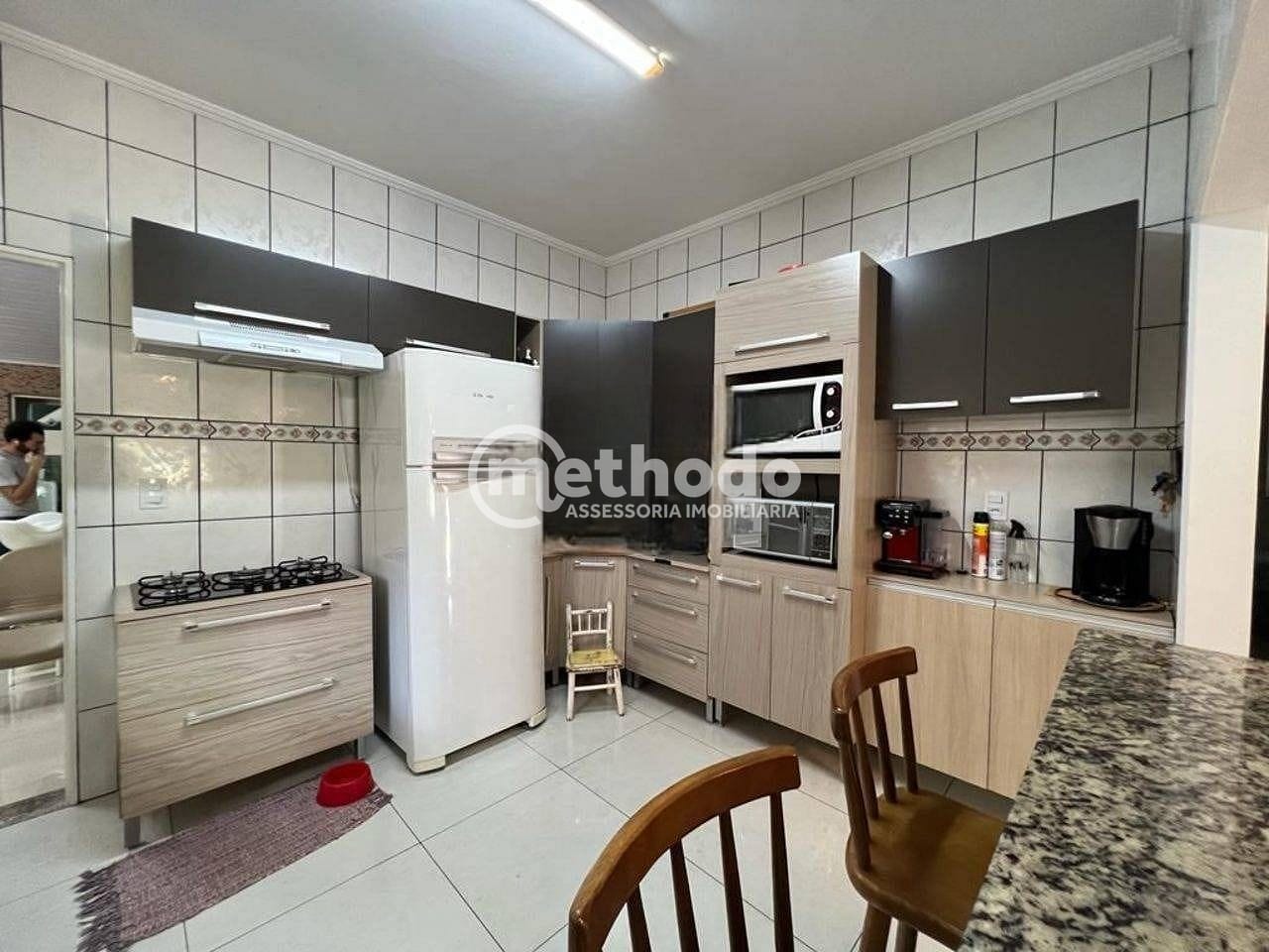 Casa, 3 quartos, 250 m² - Foto 8