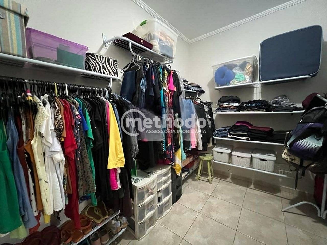 Casa, 3 quartos, 250 m² - Foto 14